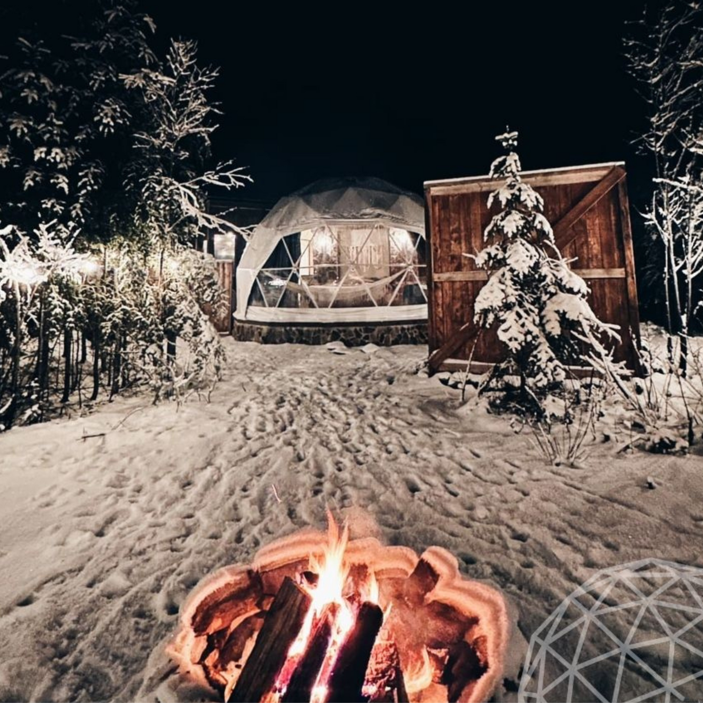 Phoenix Domes 20ft Deluxe Glamping Package | 290 sqft